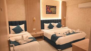 Espacio para trabajar con laptop y wifi gratis