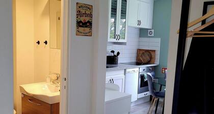 Charmant appartement de 2 chambres Ă Rejmyre avec vue sur le jardin