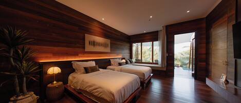 Deluxe Room, 2 Single Beds | Premium bedding, individually decorated, free WiFi, bed sheets