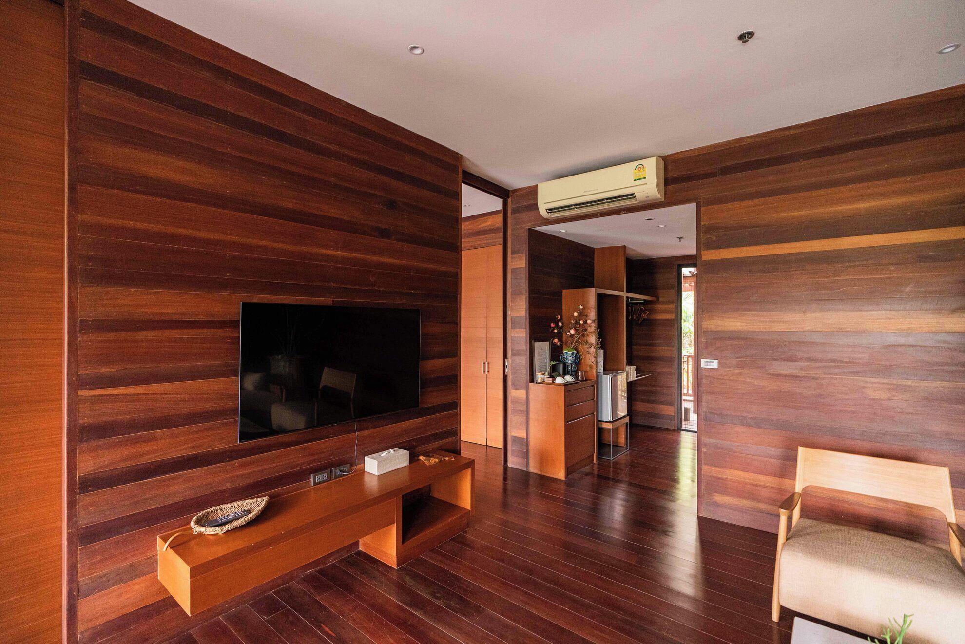 ห้องดีลักซ์สตูดิโอสวีท, เตียงเดี่ยว 2 เตียง | ห้องพักตกแต่งอย่างมีเอกลักษณ์, Wi-Fi ฟรี, ผ้าปูที่นอน