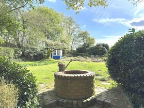 Property grounds - Kitchen-living room with bathroom in a historic barn (Hennef)