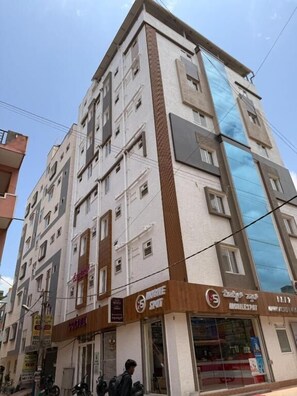 Exterior - C Suites 1241 Brampton (Bengaluru)