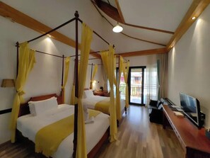 Deluxe Double Room, Garden View | Free WiFi - Larng Yay Hotel (Vang Vieng)