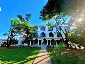 Exterior - Larng Yay Hotel (Vang Vieng)