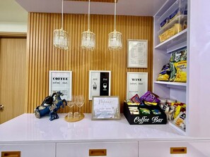 Interior - Ella’s Haven @ Shore 3 Residences • 2BR Walk to MOA • Minutes from NAIA (Pasay City)