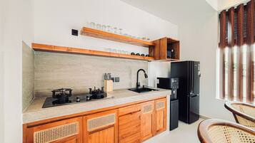 Villa, 2 Bedrooms, Private Pool | Private kitchen