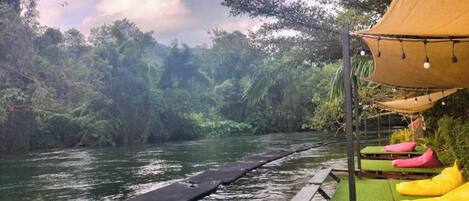 Quang cảnh nhìn từ nơi lưu trú