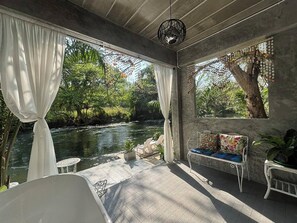 Balcony - Baan LungYod Resort (Kaeng Krachan)