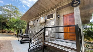 Superior Family River View | Free WiFi