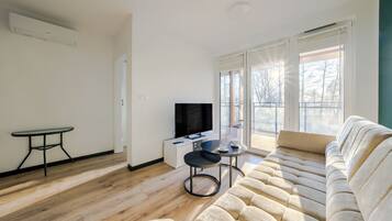 Apartment (59) | Living area