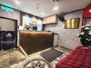 Lobby - Hotel Mawar Inn (Jenjarom)