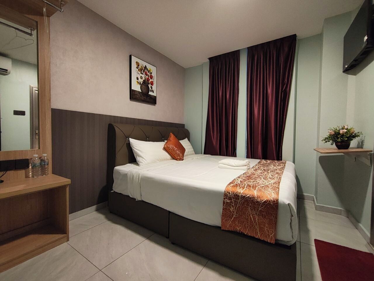 Deluxe Double Room | Free WiFi