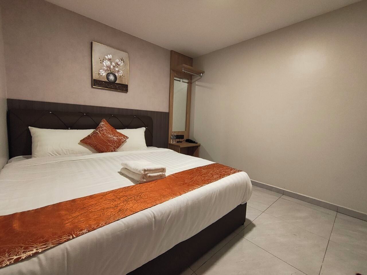 Double Room | Free WiFi