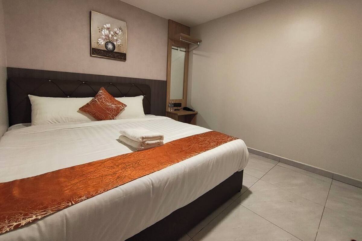 Double Room | Free WiFi