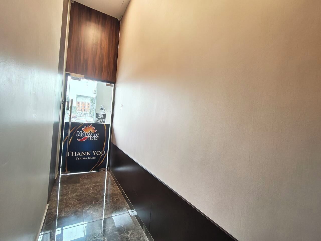 المنشأة من الداخل