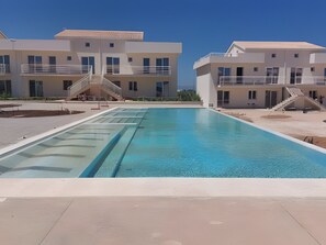 Outdoor pool - Holiday Home Marzamare - Borgo 84 - sea view (Sicilia)