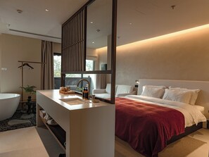 Deluxe Double Room, City View | Laptop workspace, free WiFi - Terra Art Hotel (Chengdu)