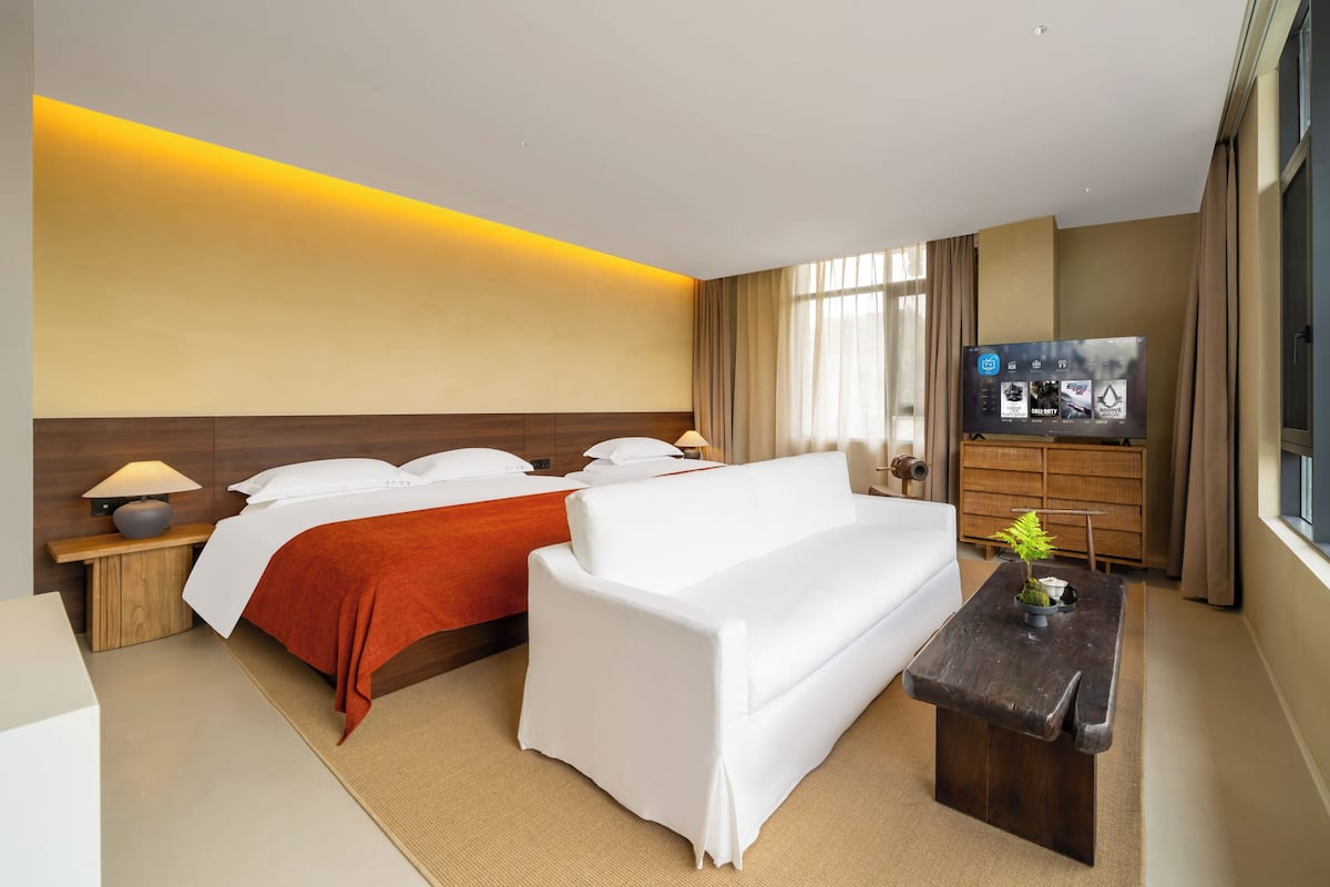 Superior Twin Room, City View | Free WiFi