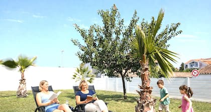 Renovated family home 5 minutes from the beach