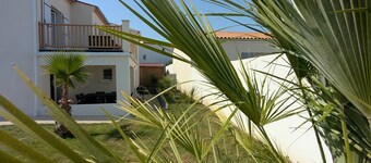 lueurdemer: vacation home