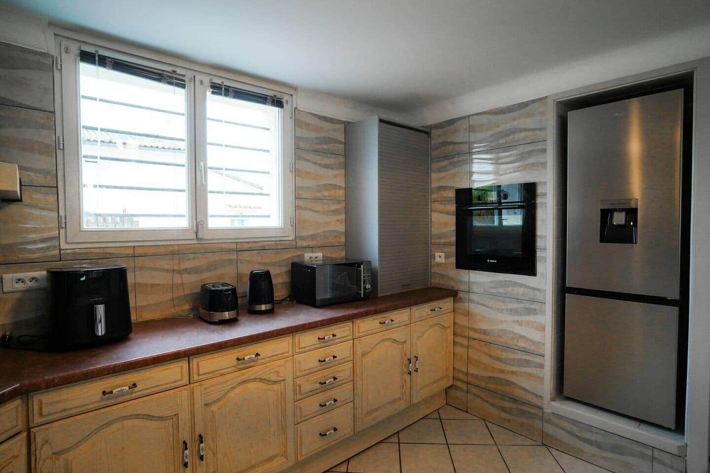 Refrigerador, microondas, horno y lavavajillas 