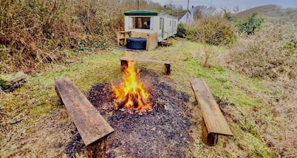 Rural HotTub The Cosy Cwtch