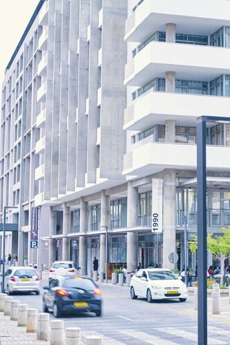 City Apartments at Freedom Plaza