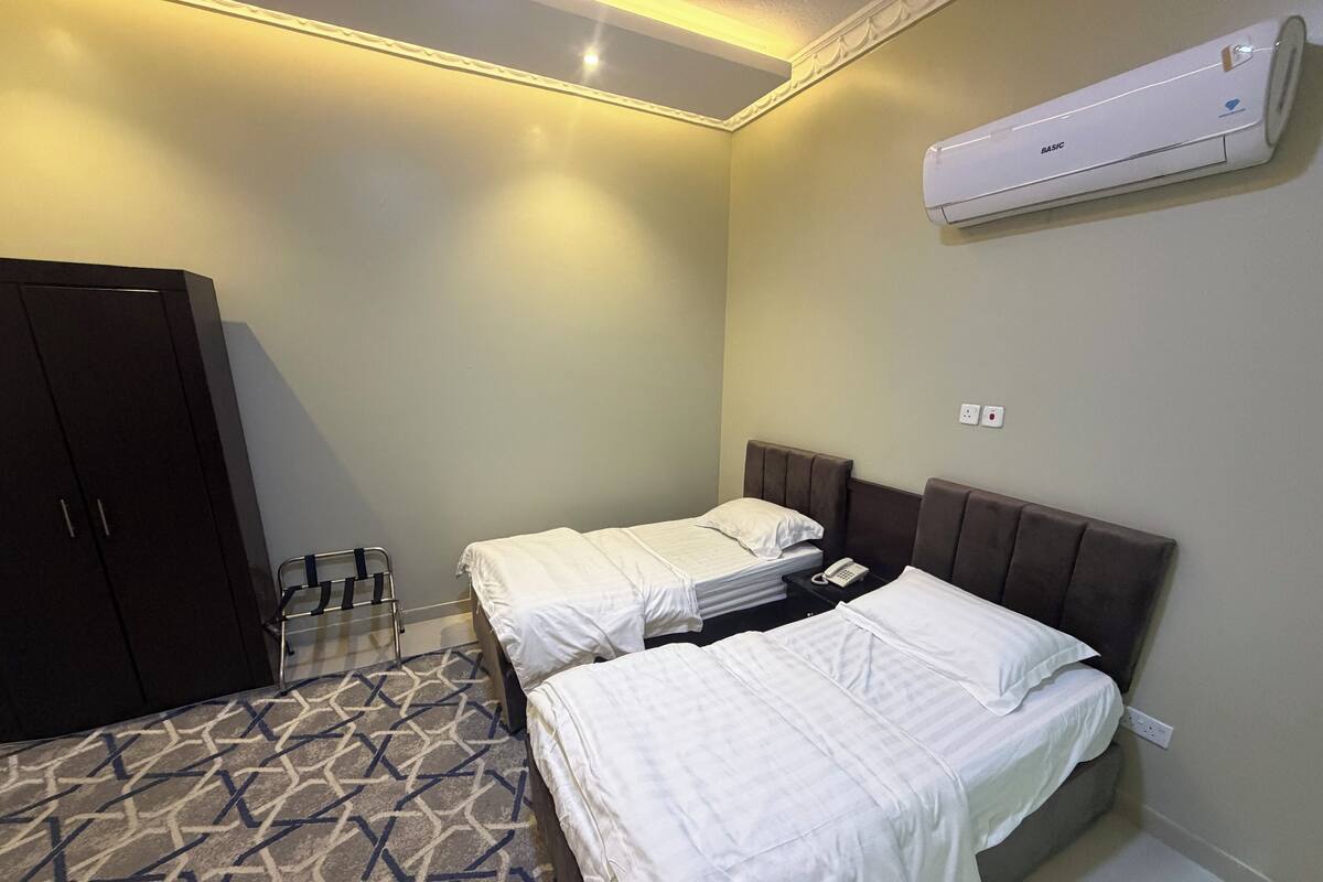 Suite estudio Deluxe | Escritorio, espacio para trabajar con laptop y wifi gratis