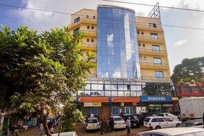 Exterior - Meru Paramount Hotel (Meru)