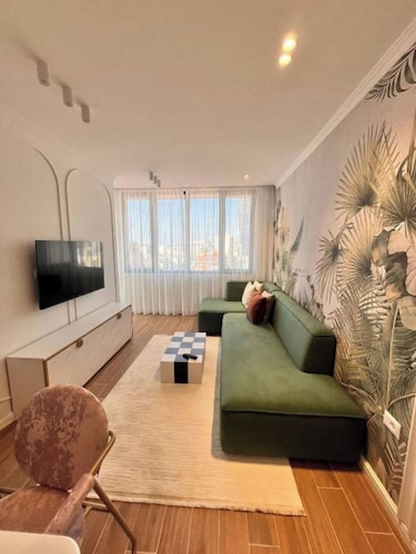 The Golden Luxury Downtown One