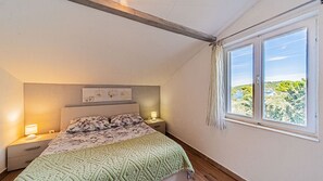 Free WiFi, bed sheets - Apartman Roza 2 by Villas Guide (Vela Luka)