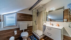 Shower, hair dryer, towels - Apartman Roza 2 by Villas Guide (Vela Luka)