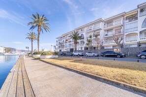 Exterior - 0146-PATTAYA Apartment with canal view (Empuriabrava)