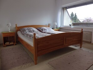 2 Schlafzimmer, Bügeleisen/Bügelbrett, Reisekinderbett, kostenloses WLAN