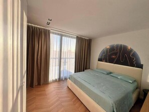 Apartamento, balcón, vistas a la ciudad | Ropa de cama