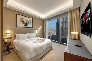 3 bedrooms, iron/ironing board, WiFi, bed sheets - 3 Bedroom in Address Opera, Steps Away from Burj Khalifa (Dubai)
