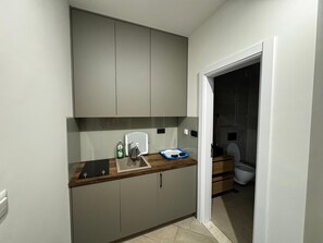 Private kitchen - Secluded Villa with swimming pool (Podlicak)