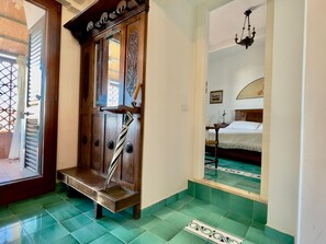 2 bedrooms, iron/ironing board, WiFi, bed sheets - Amalfi Coast-Panoramic Sea View Suite with Private Terrace, Parking & Concierge (Amalfi)