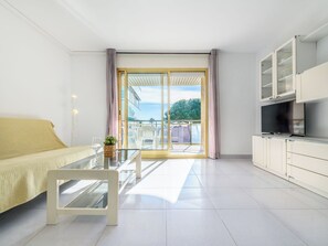 TV - Cambrils Park C by Interhome (Cambrils)