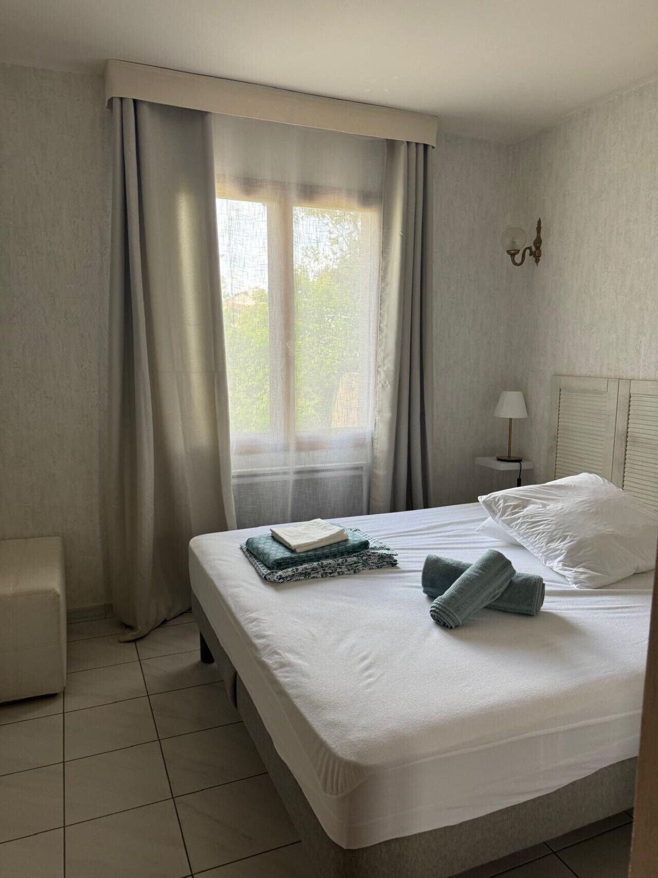 3 Schlafzimmer, Bügeleisen/Bügelbrett, Bettwäsche