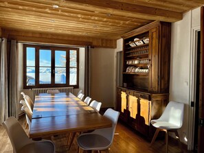 Dining - Detached 5-bedroom family chalet in La Rosière-Centre. (Montvalezan)
