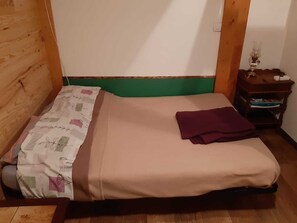 Accès Internet, draps fournis