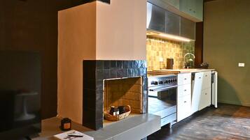 Réfrigérateur, four, plaque de cuisson, lave-vaisselle