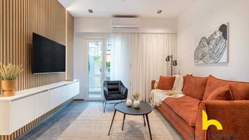 Fernseher, Stereoanlage