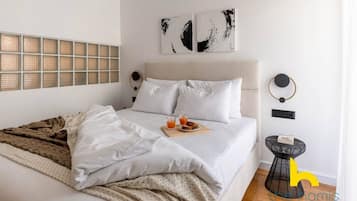 Bügeleisen/Bügelbrett, WLAN, Bettwäsche