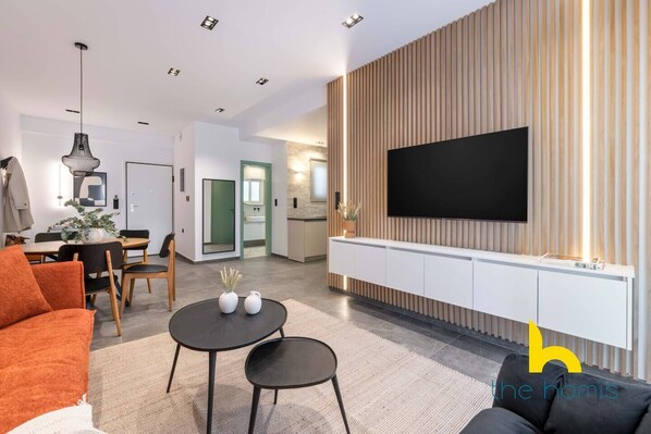 Televisión, estéreo