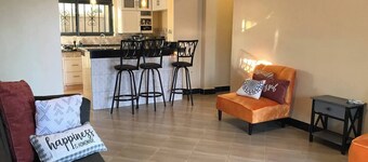 Three bedroom lake cottage