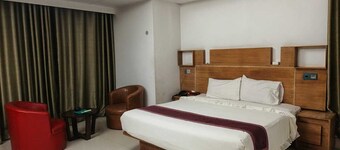 BluBay Waterfront Inani