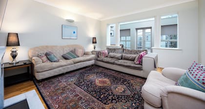 Spacious 3Bed Home with Parking-Near St Patricks Cathedral