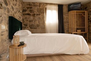 1 bedroom, iron/ironing board, free WiFi, bed sheets - Superior Villa in the Ribeira Sacra, A Gamela (Pantón)